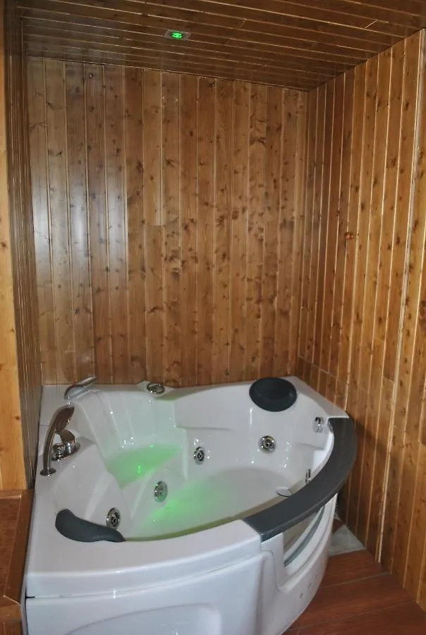 Chalet Gran Adosado-Spa En Sierra Nevada Hasta14 Plazas